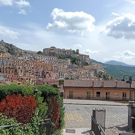 Casina In Collina Con Vista Suggestiva Apartment Muro Lucano Exterior photo